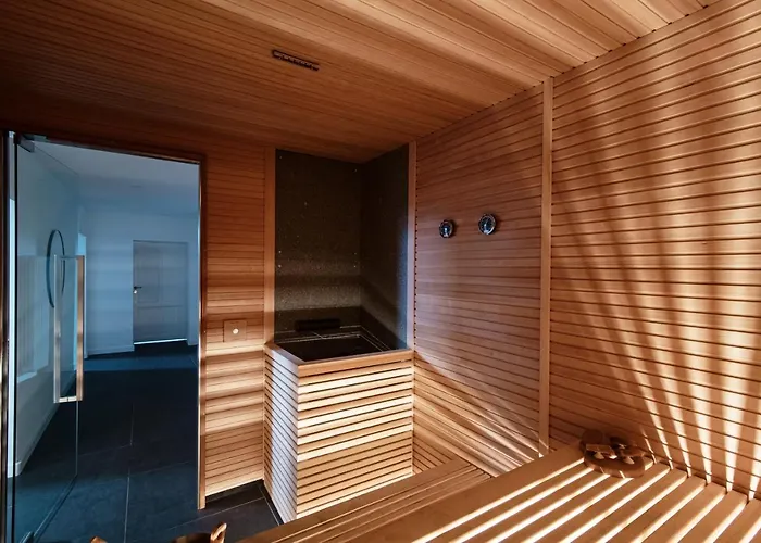 Villa Maraini Lake View - Sauna & Jacuzzi